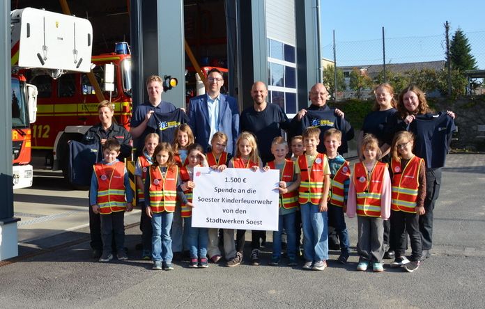 Stadtwerke unterstützen Kinderfeuerwehr